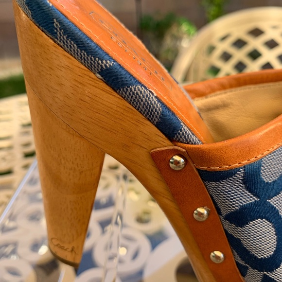 Vintage Denim Coach “BACALL” 4.5” w/1” Platform Mule Clogs! - Picture 4 of 16